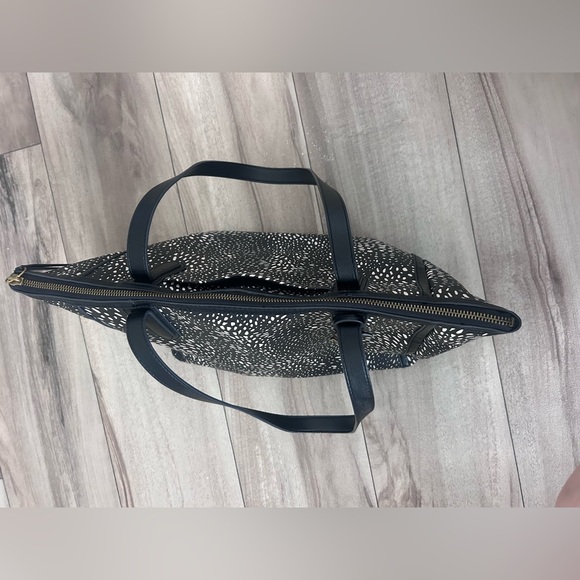 FOSSIL Sydney Large Tote - Picture 4 of 6